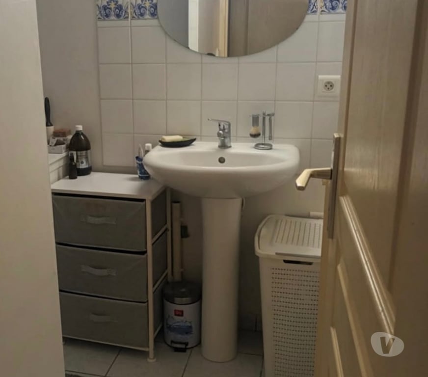 Location appartement Drôme Nyons - 26110 - Photos Vivastreet GRAND T3 CENTRE VILLE