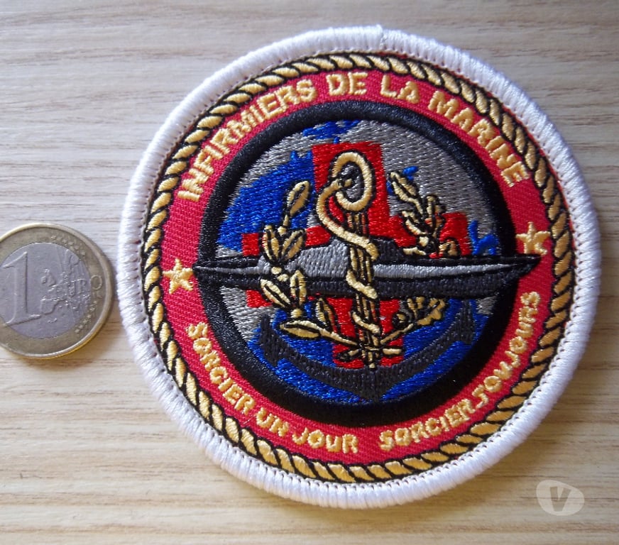 Collection Manche Valognes - 50700 - Photos Vivastreet écusson militaire infirmier marine sous marin insigne