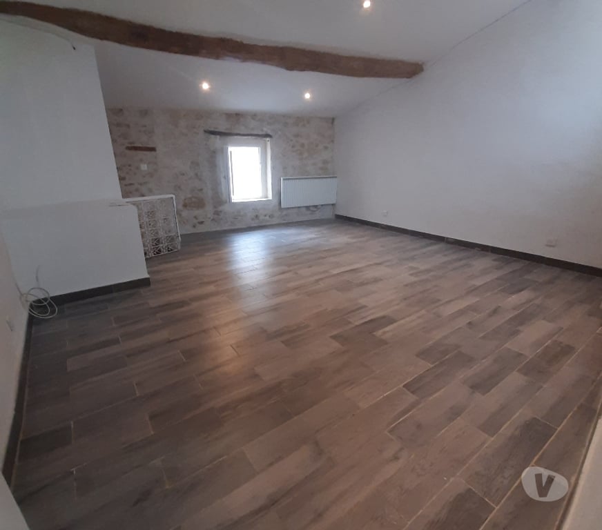 Location maison Vaucluse Grambois - 84240 - Photos Vivastreet Location maison de village au coeur du Lubéron