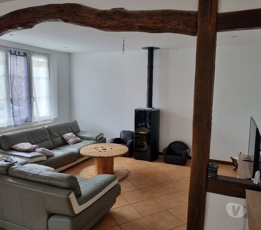 Vente Maison Eure-et-Loir Challet - 28300 - Photos Vivastreet A VENDRE – MAISON 6 pièces 145m² - CHALLET