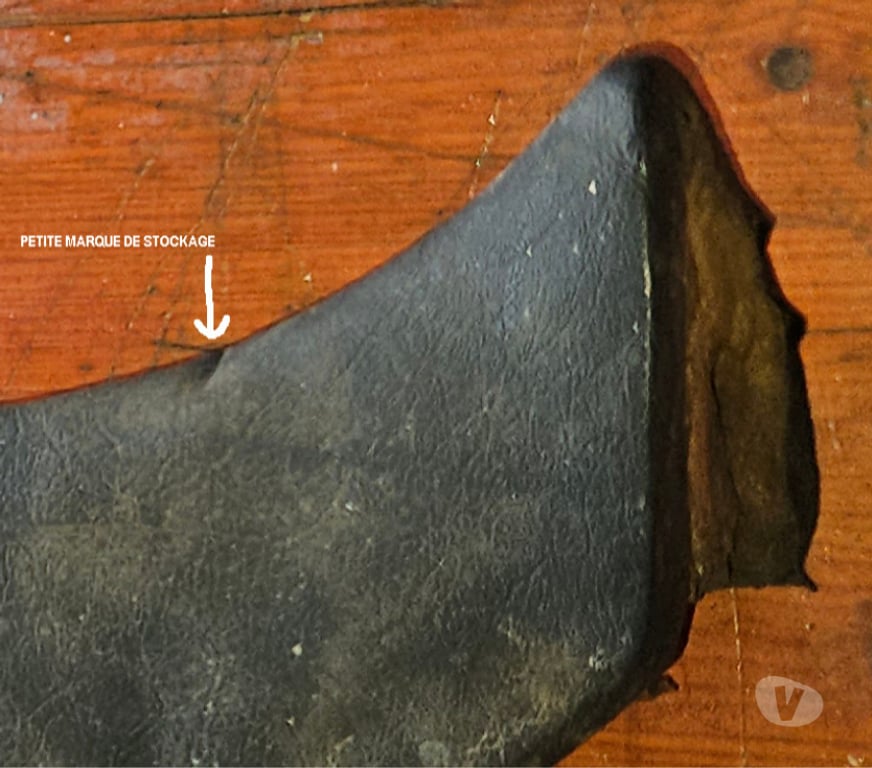 Pièces et services auto Saône-et-Loire Curgy - 71400 - Photos Vivastreet CASQUETTE DE TABLEAU DE BORD SIMCA 1300 1500