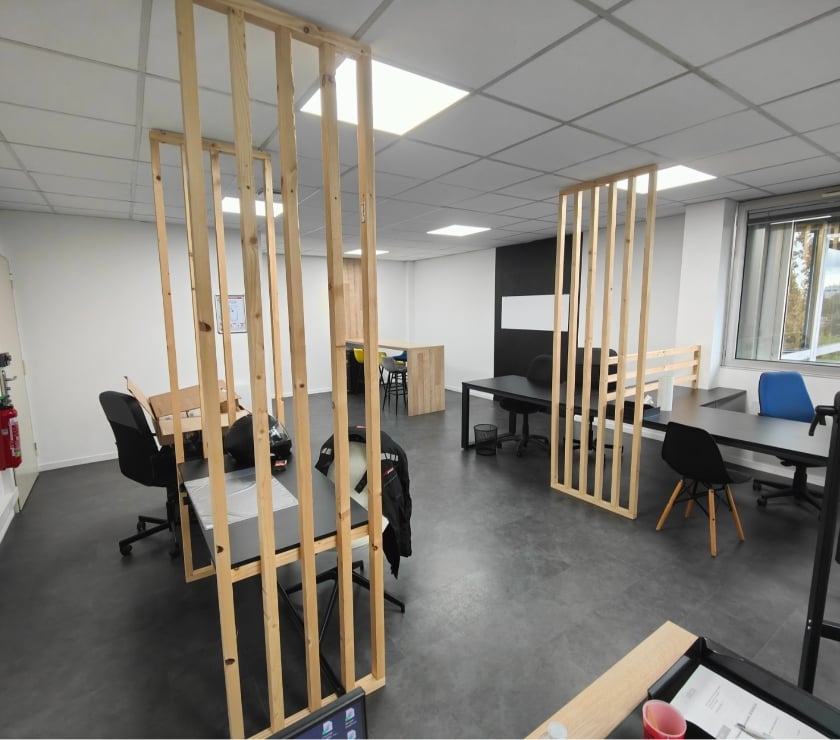 vente, location de bureaux Toulouse Toulouse - Photos Vivastreet 🏢 Location 4 postes travail en open space (individuels)