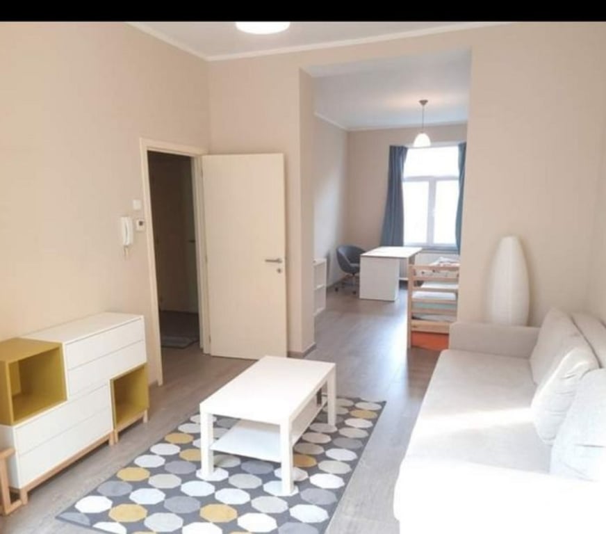 Appartement meublé Paris Paris 20ème ardt - 75020 - Photos Vivastreet appartement meublé 2 pièces 38 m²