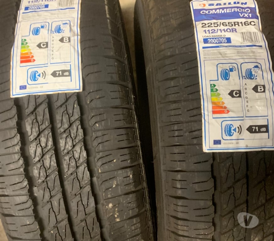 Pièces et services auto Gironde Le Pian sur Garonne - 33490 - Photos Vivastreet Paire de pneus neufs utilitaire 225 65R16
