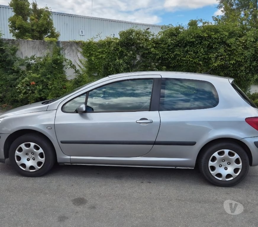 Voiture d'occasion Pyrénées-Orientales Perpignan - Photos Vivastreet PEUGZOT 307 1.4L 75CH
