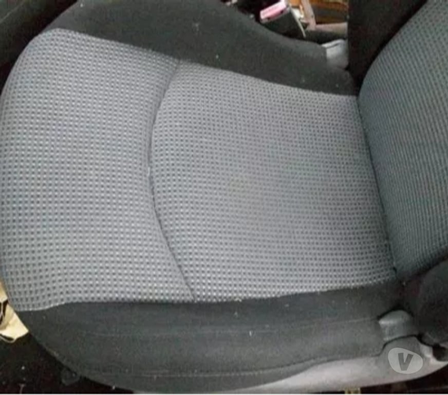 Pièces et services auto Hérault Beziers - 34500 - Photos Vivastreet siège peugeot 206 son beau PRIX 100€