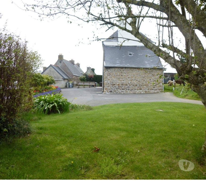 location saisonniere Côtes-d'Armor Kermaria Sulard - 22450 - Photos Vivastreet location vacance proche cotes de granit rose