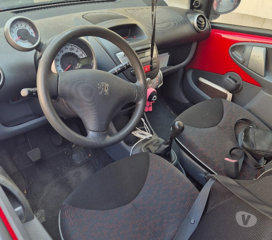 Voiture d'occasion Hauts-de-Seine Gennevilliers - 92230 - Photos Vivastreet Peugeot 107 135000km
