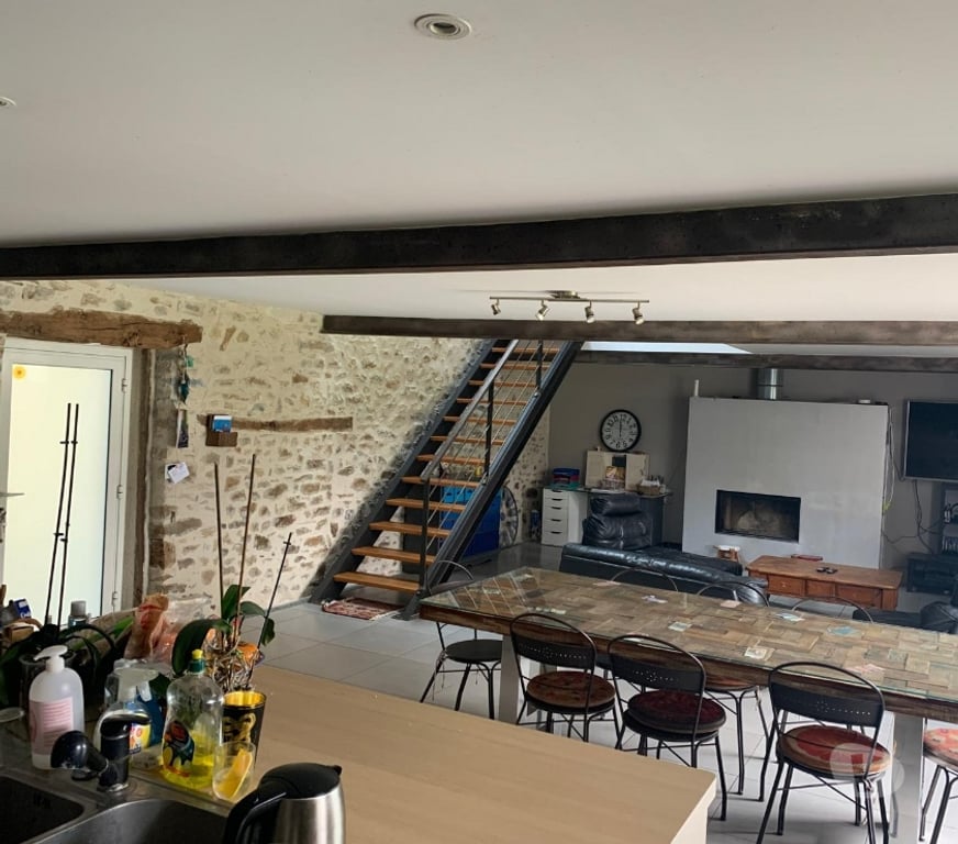 Vente Maison Ille-et-Vilaine St Aubin d'Aubigne - 35250 - Photos Vivastreet Longère rénovée de 300 m2