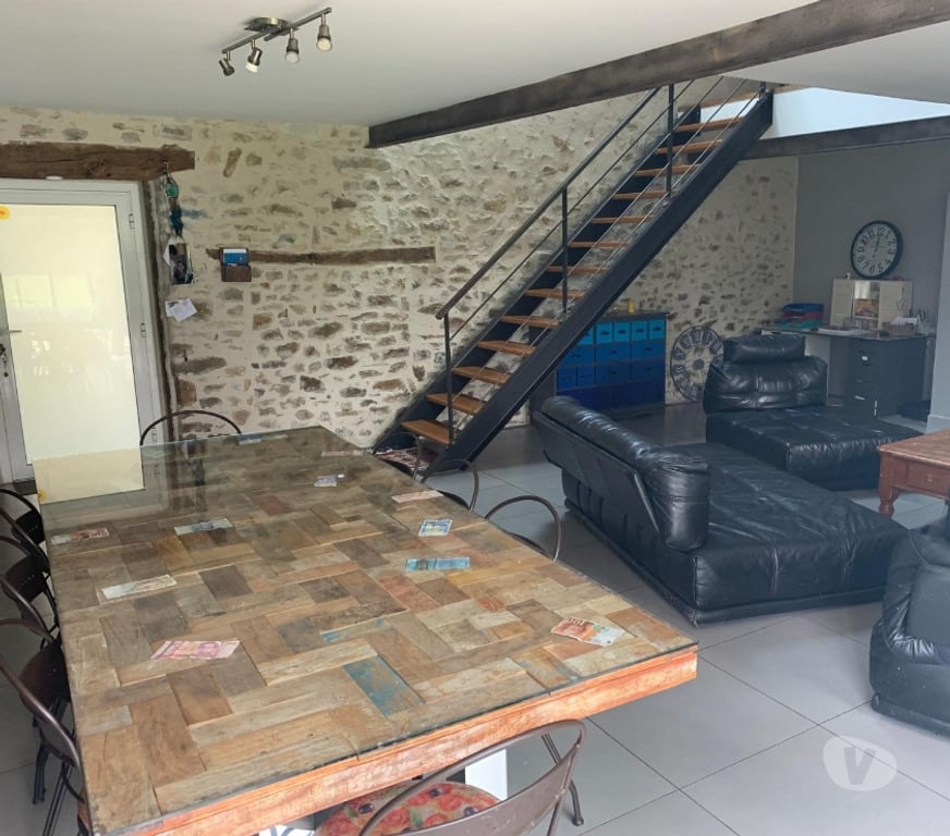 Vente Maison Ille-et-Vilaine St Aubin d'Aubigne - 35250 - Photos Vivastreet Longère rénovée de 300 m2