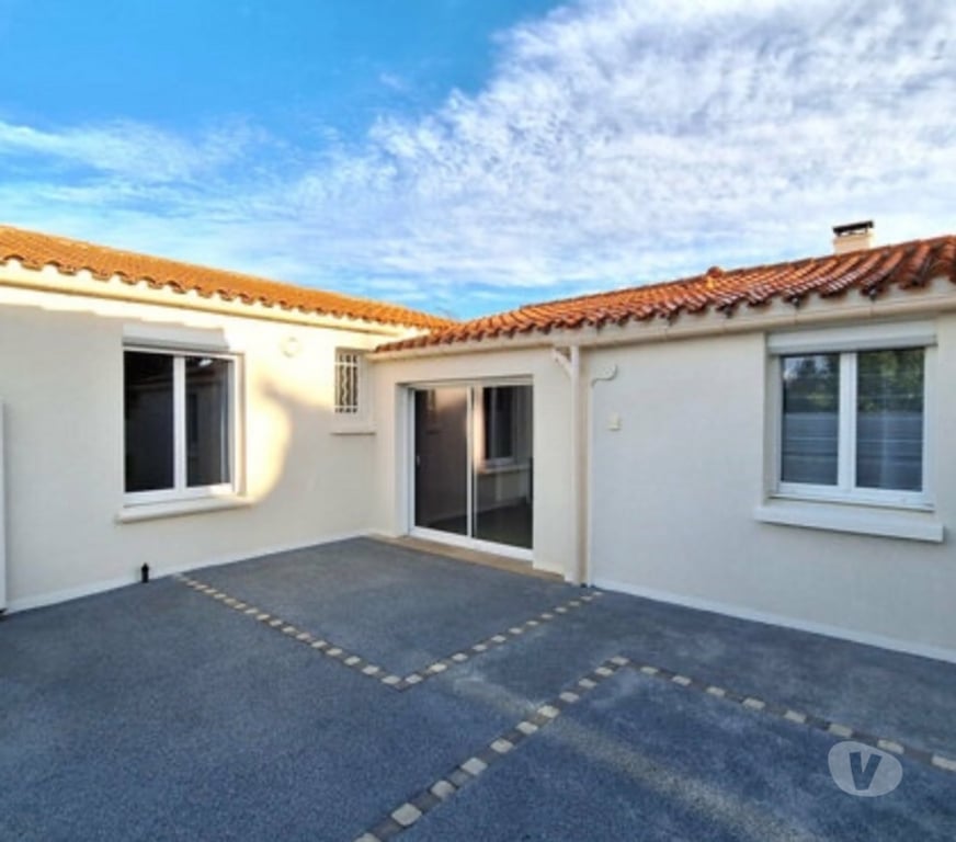 Location maison Vendée Les Sables d'Olonne - 85100 - Photos Vivastreet MAISON T4 AVEC JARDIN ET GARAGE.