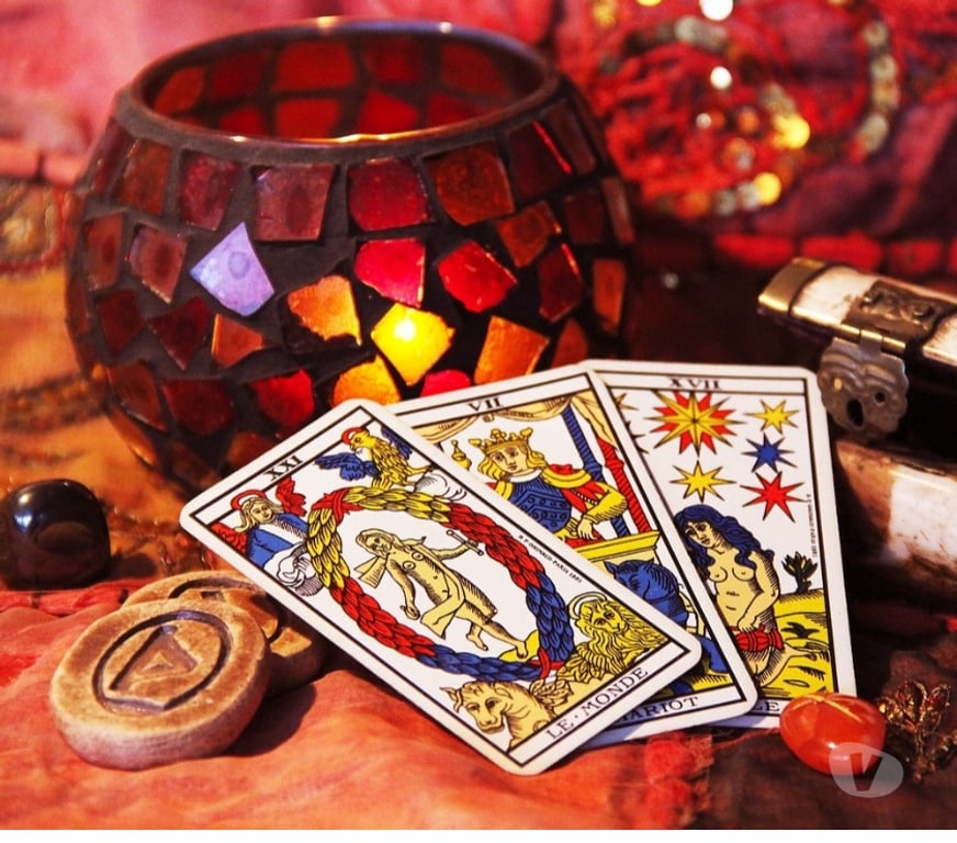 Horoscope - Voyance Haute-Garonne Toulouse - Photos Vivastreet Voyance gratuite