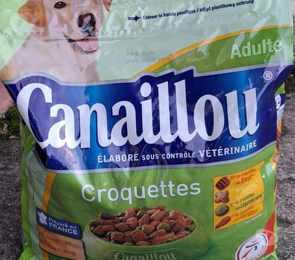 Services, accessoires animaux Donges Loire-Atlantique - Photos Vivastreet Cède 3 sacs de croquettes pour chien