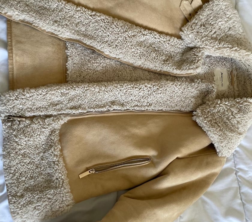 Vêtements occasion Epinay sur Seine Seine-Saint-Denis - Photos Vivastreet Affaire Exclusive : Manteau Mouton Retourné