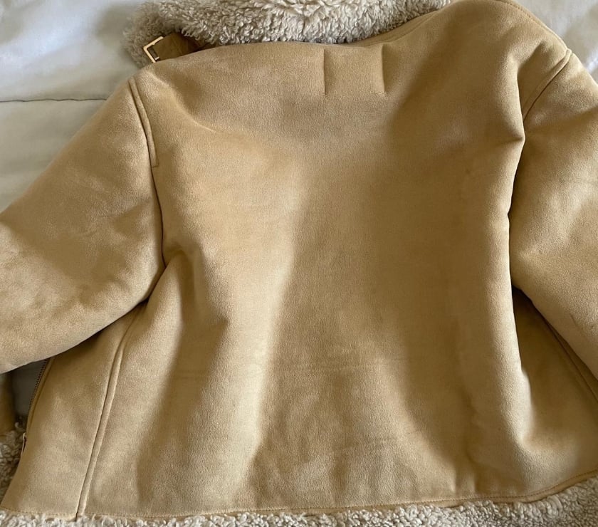 Vêtements occasion Seine-Saint-Denis Epinay sur Seine - 93800 - Photos Vivastreet Affaire Exclusive : Manteau Mouton Retourné