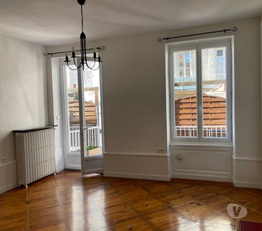 Location appartement Puy-de-Dôme Clermont Ferrand - Photos Vivastreet CLFD Musée Jardin Lecoq Appt.100m2 + Terrasse 50m2 +garage