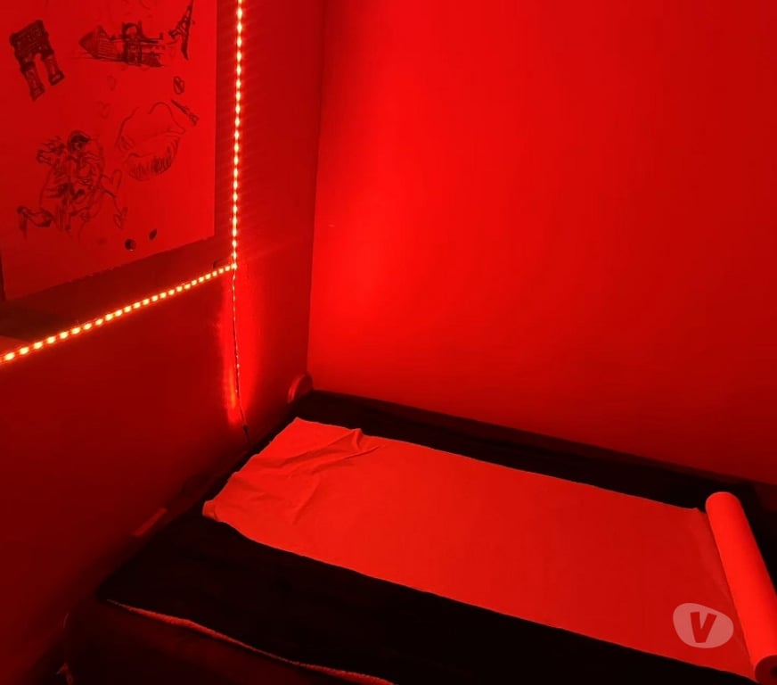 Massages Paris Paris 18ème ardt - 75018 - Photos Vivastreet La Louisi Salon