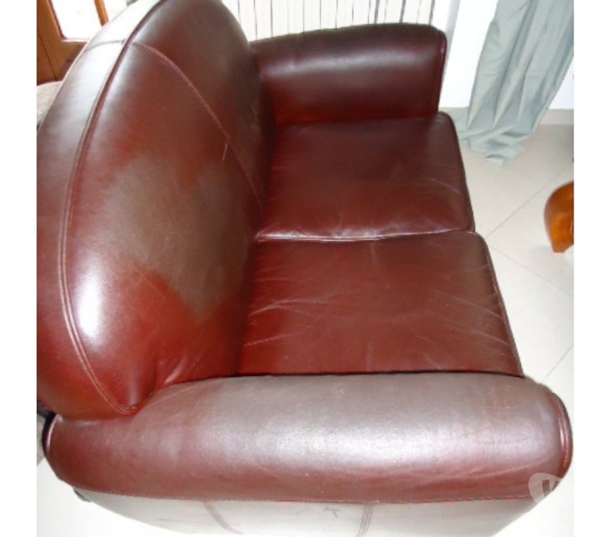 Ameublement & art de la table Yvelines Houilles - 78800 - Photos Vivastreet Canapé club en cuir 70 euros a Houilles