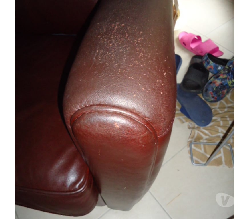 Ameublement & art de la table Yvelines Houilles - 78800 - Photos Vivastreet Canapé club en cuir 70 euros a Houilles