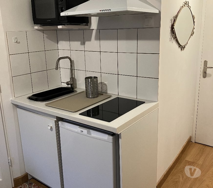 Appartement meublé Côte-d'Or Dijon - 21000 - Photos Vivastreet Studio en duplex dans un site historique