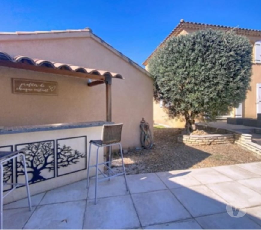 Vente Maison Vaucluse Sorgues - 84700 - Photos Vivastreet Maison À Vendre, 119 m², 4 pièces, jardin clos, piscine