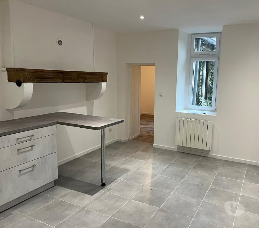 Location appartement Loire Regny - 42630 - Photos Vivastreet Appartement F2 - 32m²