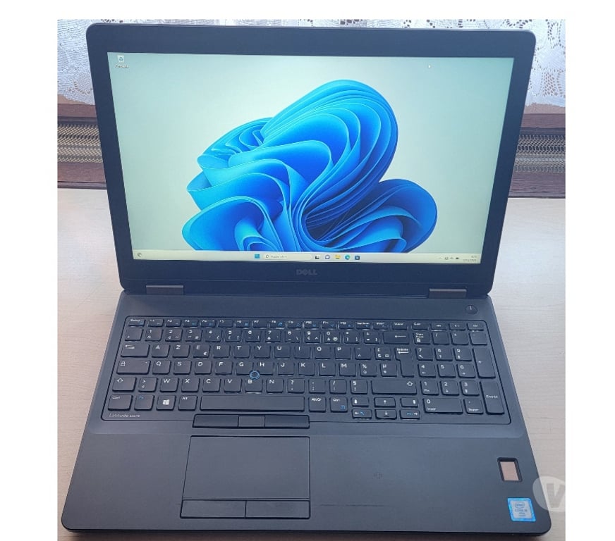Informatique Nord Houplin Ancoisne - 59263 - Photos Vivastreet DELL Latitude E5570 i5vPro 8Go 256Go SSD Windows 11 Pro
