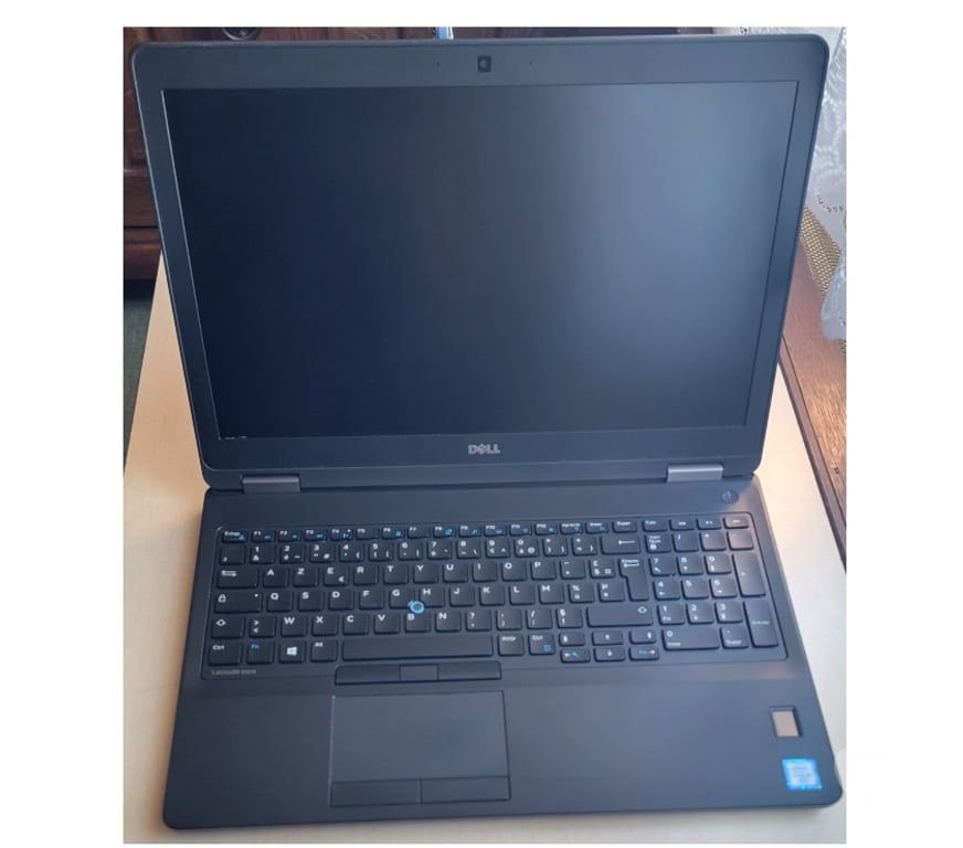 Informatique Nord Houplin Ancoisne - 59263 - Photos Vivastreet DELL Latitude E5570 i5vPro 8Go 256Go SSD Windows 11 Pro