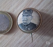 Insigne épinglette en soie maréchal Joffre-1914 commandant