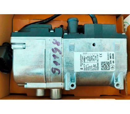Pièces détachées auto St Louis Haut-Rhin - Photos Vivastreet Chauffage autonome Eberspächer Hydronic II E4S Éthanol E85