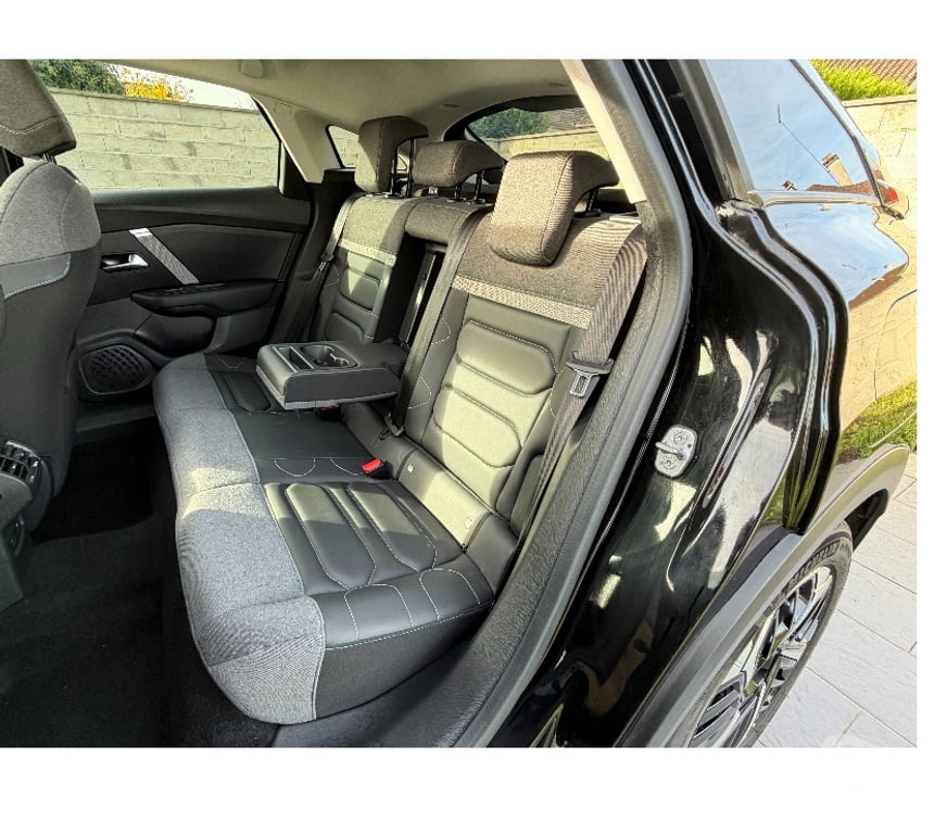 Voiture d'occasion Oise Nogent sur Oise - 60180 - Photos Vivastreet CITROEN C4 SHINE PACK 130CH ESSENCE AN 03 2023 21450 km