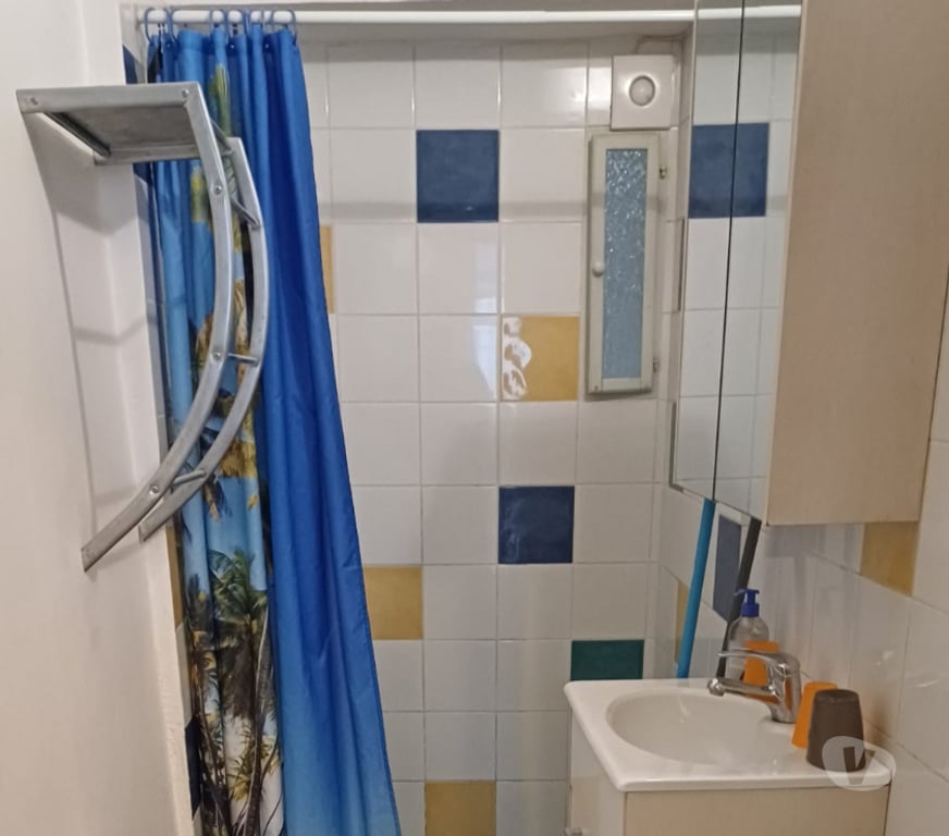 Appartement meublé Bouches-du-Rhône Aix en Provence - Photos Vivastreet Studio 22m² avec mezzanine - Centre Aix - Meublé