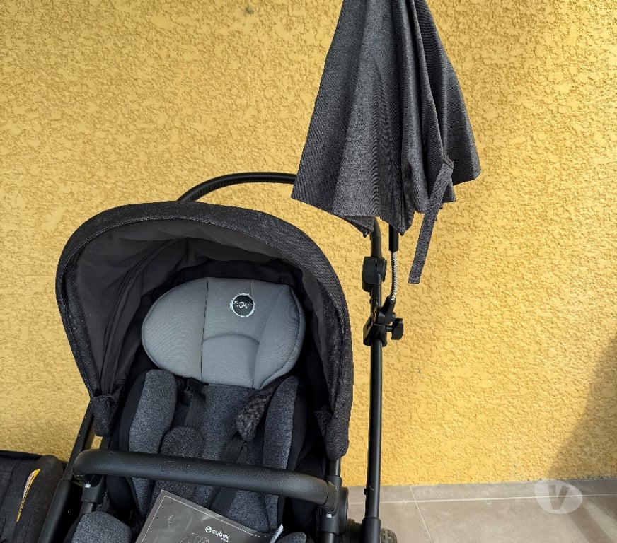 Equipements bébés Ain Reyrieux - 01600 - Photos Vivastreet Poussette enfant et accessoires MAXI-COSI