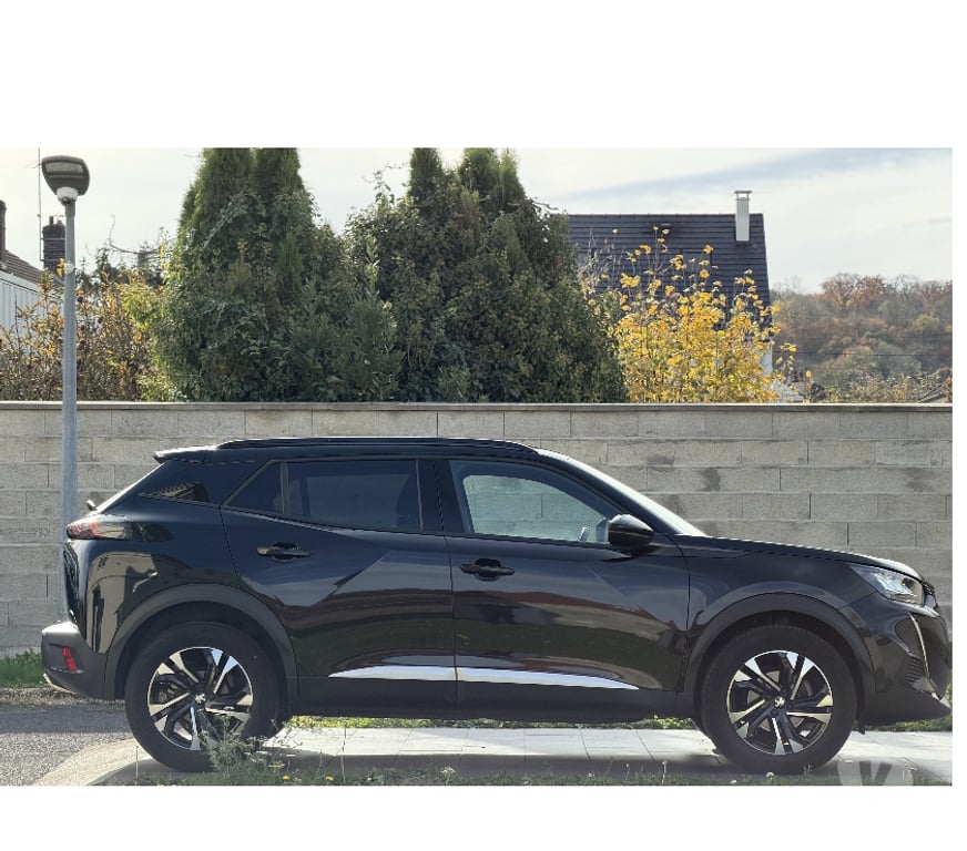 Voiture d'occasion Oise Nogent sur Oise - 60180 - Photos Vivastreet PEUGEOT 2008 ALLURE 130 CH ESSENCE BVM6 AN 2023 25230 KM
