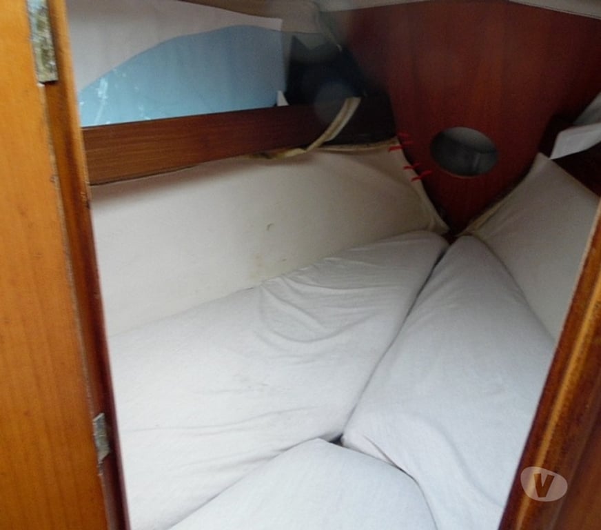 Voilier occasion Morbihan Vannes - 56000 - Photos Vivastreet FIRST 325 PTE - 1984