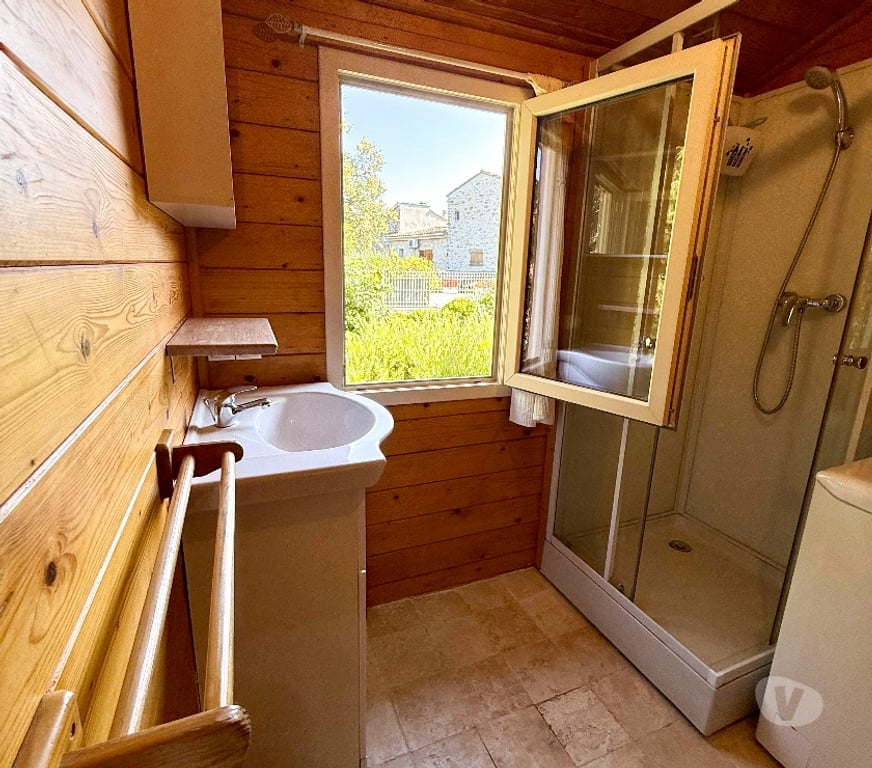 Appartement meublé Gard Ales - 30100 - Photos Vivastreet 5mn d'ALES Hôpital Lycée IMT STUDIO libre jusqu'en JUIN