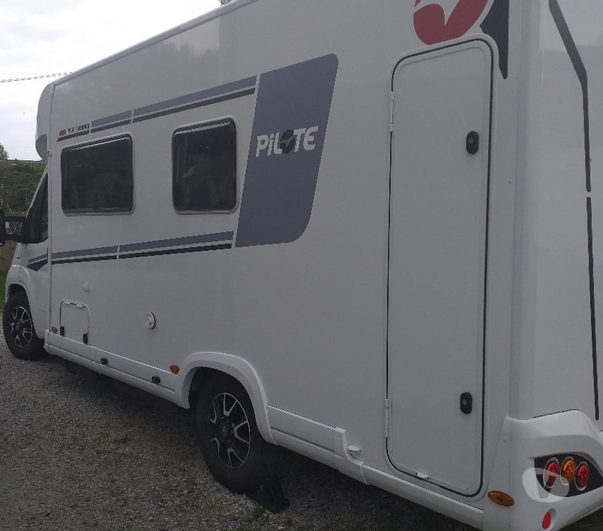 Camping car occasion Morbihan Meucon - 56890 - Photos Vivastreet Camping Car Pilote