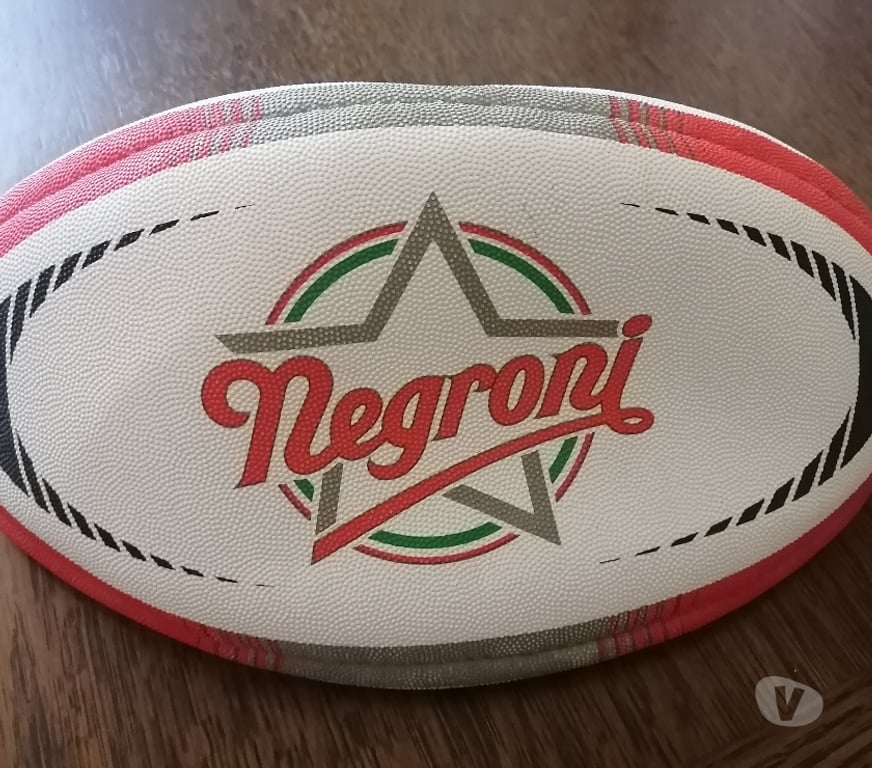 Matériel de sport Haute-Garonne La Salvetat St Gilles - 31880 - Photos Vivastreet Ballon de rugby