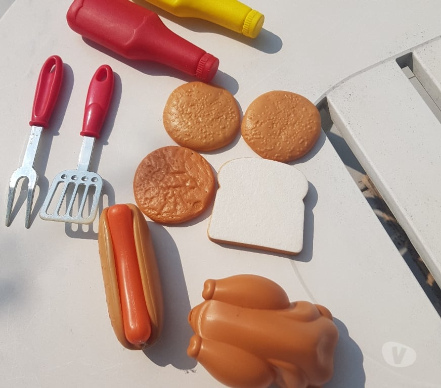 Jeux - Jouets Essonne Juvisy sur Orge - 91260 - Photos Vivastreet marchande smoby et ses accessoires