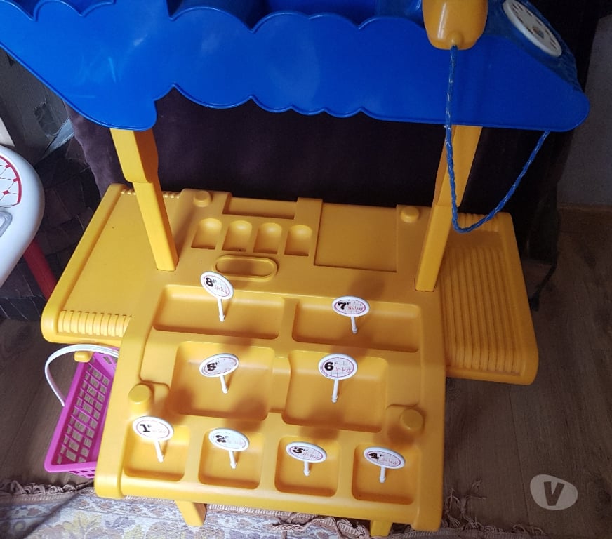 Jeux - Jouets Essonne Juvisy sur Orge - 91260 - Photos Vivastreet marchande smoby et ses accessoires