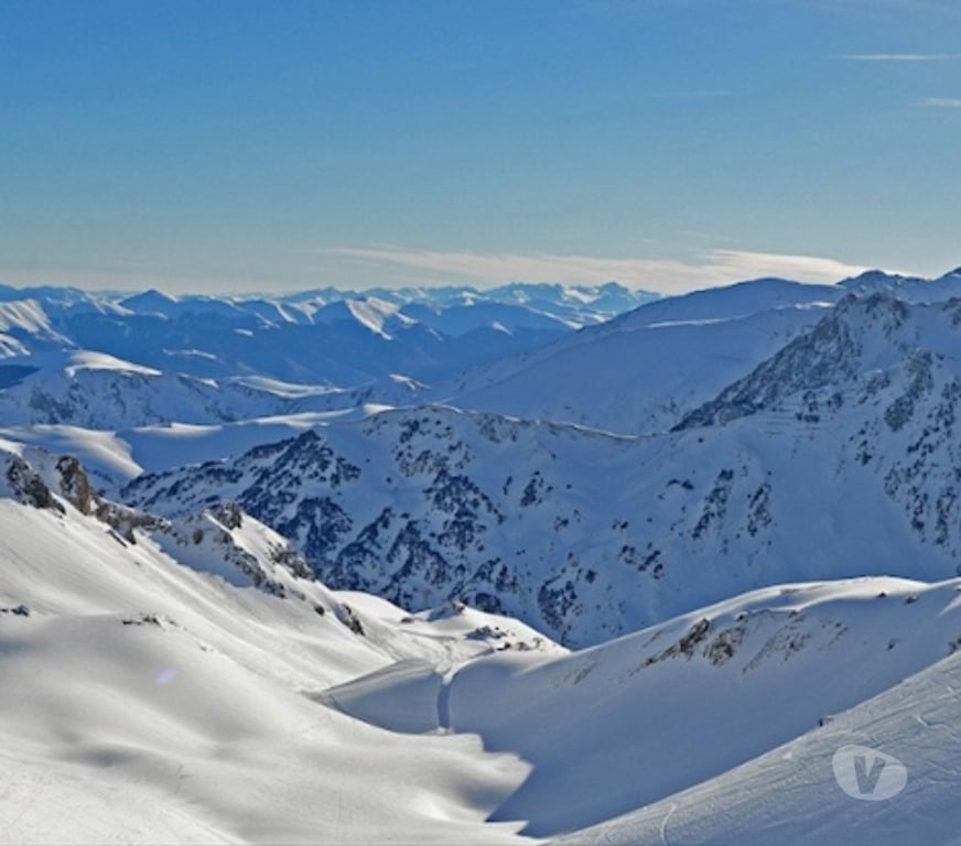 location saisonniere Hautes-Pyrénées Bagneres de Bigorre - Photos Vivastreet LOCATION AU MILIEU DES MONTAGNES ENNEIGEES