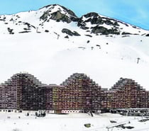 LOCATION AU MILIEU DES MONTAGNES ENNEIGEES