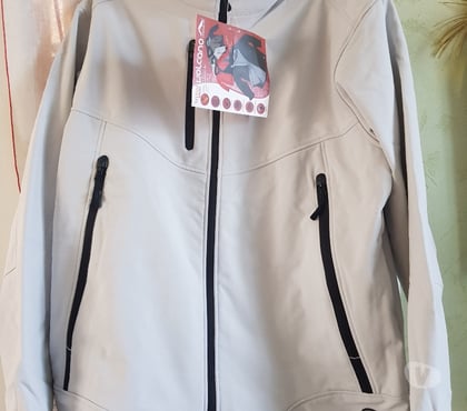 Vêtements occasion Juvisy sur Orge Essonne - Photos Vivastreet blouson Softshel Homme XL