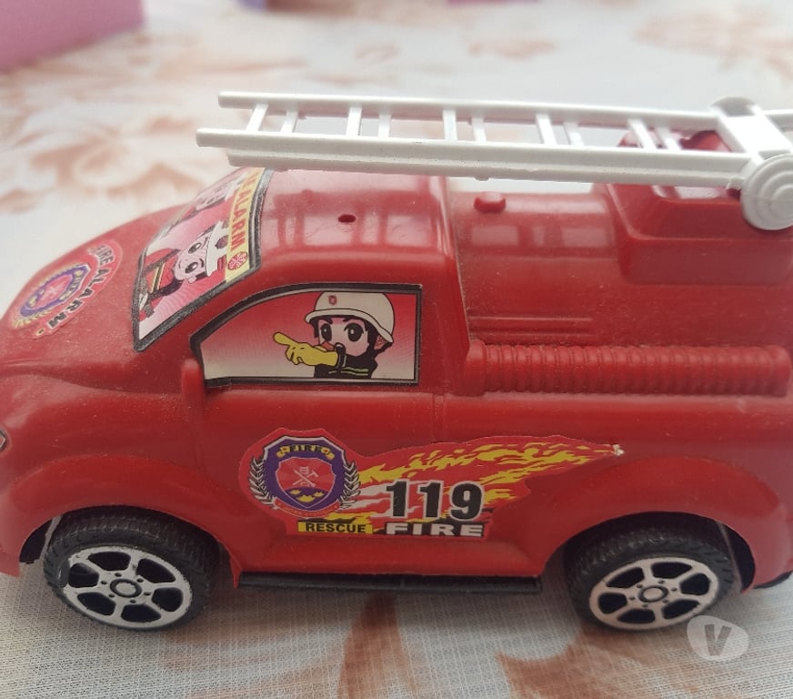 Jeux - Jouets Essonne Juvisy sur Orge - 91260 - Photos Vivastreet voitures enfants