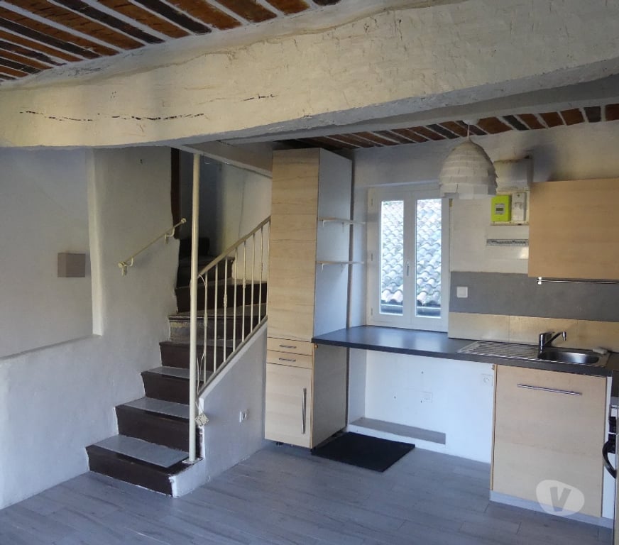 Location appartement Alpes-Maritimes Le Bar sur Loup - 06620 - Photos Vivastreet maison de village 3 P 44 m2
