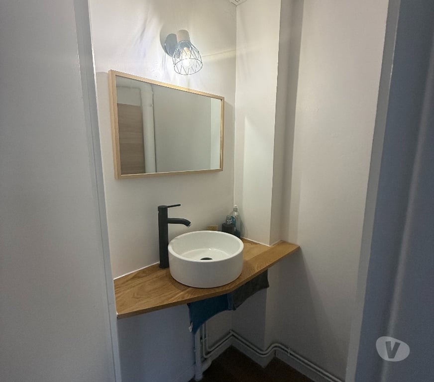 bureaux locaux Tarn-et-Garonne Bressols - 82710 - Photos Vivastreet Bureaux 34 m² + cave voutée – Bressols centre