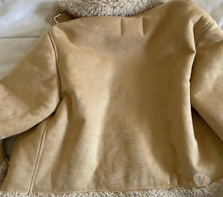 Vêtements occasion Seine-Saint-Denis Epinay sur Seine - 93800 - Photos Vivastreet Offre Exclusive