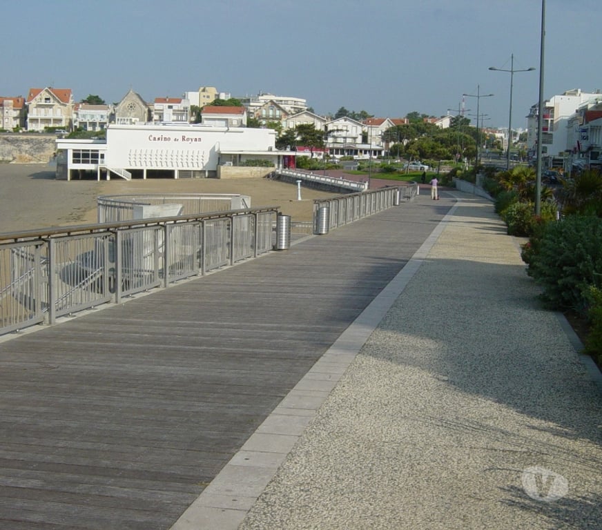 location saisonniere Charente-Maritime Vaux sur Mer - 17640 - Photos Vivastreet Maison très agréable au calme,400m plage mer,100m commerc