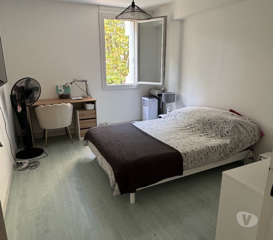 Location appartement Gard Nimes - Photos Vivastreet T4 Lumineux quartier 7 Collines