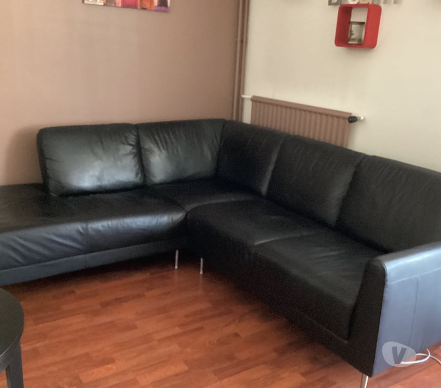 Ameublement & art de la table Val-de-Marne Vincennes - 94300 - Photos Vivastreet Canapé en cuir IKEA. (+ 5 coussins)